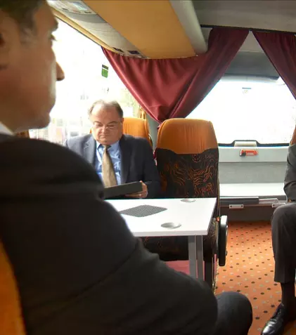 Digi24 va difuza „2 pentru România”, un documentar despre Ponta și Iohannis