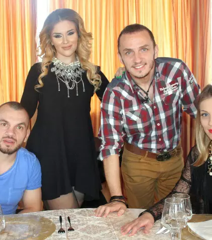 Oana Radu, Mihai Trăistariu și Andreea Ibacka gătesc la „Cireașa de pe tort”