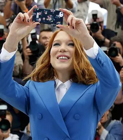 Fără selfie-uri la Cannes!