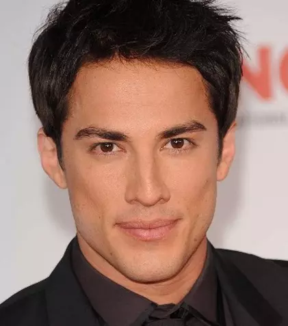 Încă un actor părăsește „Jurnalele vampirilor”