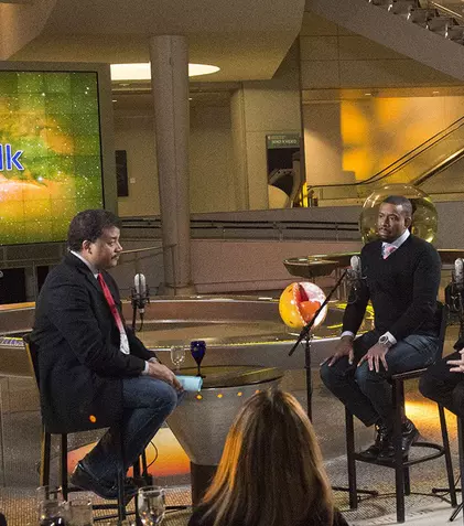 „Ce spun stelele”, primul talk-show de la National Geographic, începe astăzi