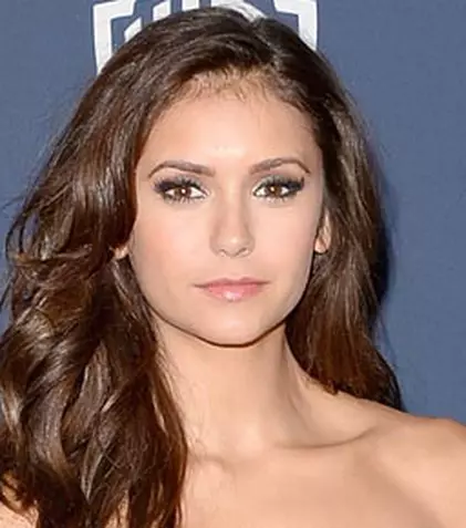 Nina Dobrev părăsește distribuția „The Vampire Diaries”