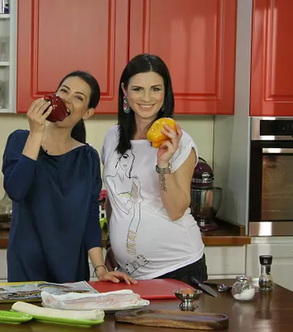 Ellie White şi Diana Bart gătesc la „Click! Poftă Bună!”