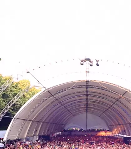 Alexandra Bădoi a cântat pe aceeași scenă cu Armin Van Buuren