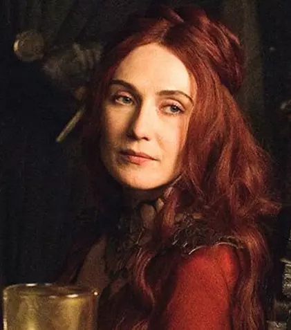 Carice Van Houten (Melisandre din „Urzeala…”) a devenit mamă