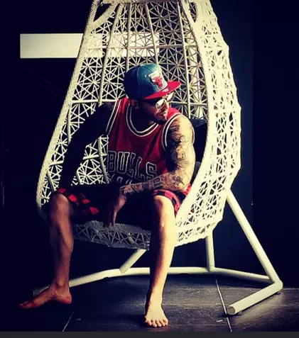 VIDEO: Alex Velea are o nouă piesă în limba română, „Tiki Taka”