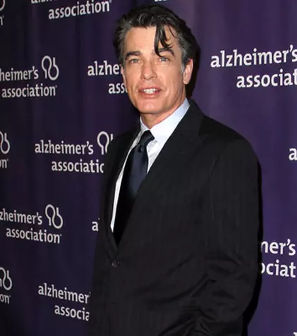 Peter Gallagher va interpreta un avocat în „Soția perfectă”