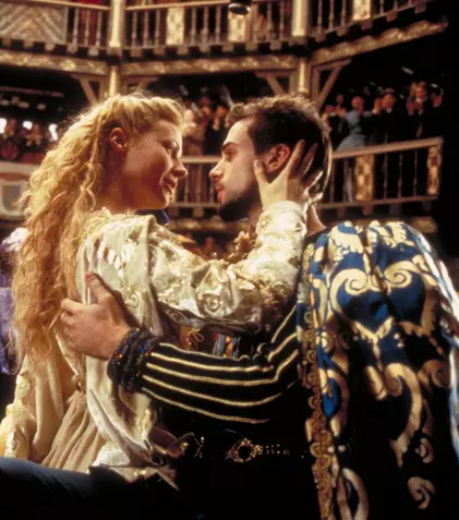 Recomandarea TVmania de miercuri seară: „Shakespeare îndrăgostit”, cu Joseph Fiennes și Gwyneth Paltrow