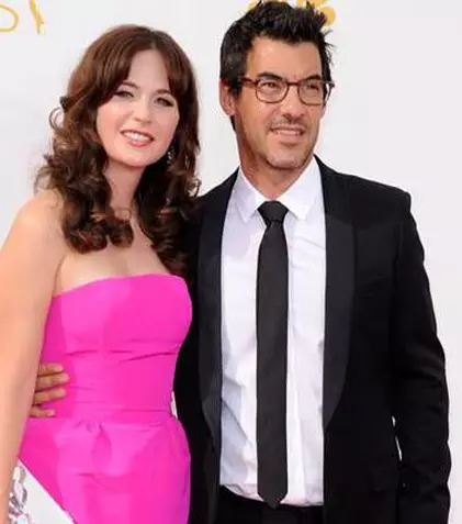 Zooey Deschanel s-a căsătorit în secret înainte de a deveni mamă