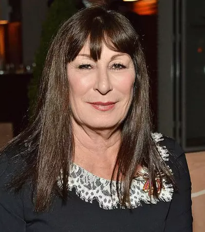 Anjelica Huston, într-un serial de la Amazon