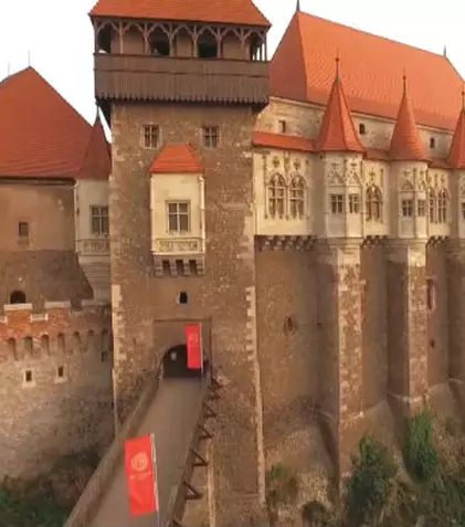 “MasterChef”-ul se mută la Castelul Corvinilor