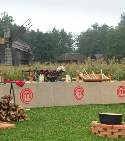 Concurenții “MasterChef” vor găti într-o probă în deplasare