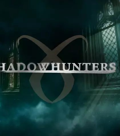 A apărut primul trailer al serialului „Shadowhunters”