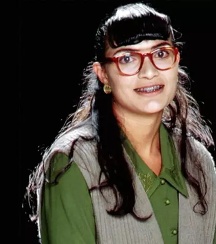 FOTO: „Betty cea urâtă” nu-i deloc urâtă! A pozat goală pentru o revistă columbiană!