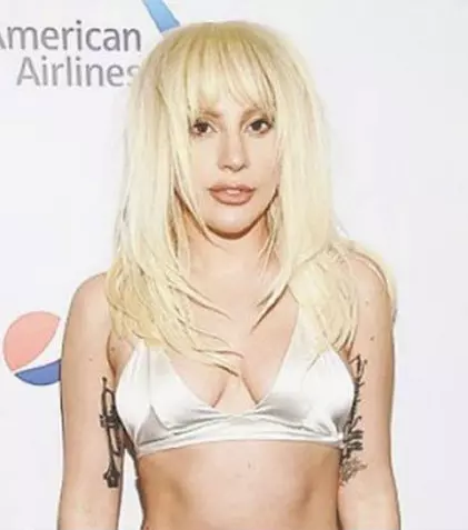 Lady Gaga a primit un ponei de Crăciun