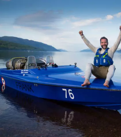 Discovery Channel aduce o nouă serie de inginerie extremă: “Pasionat de motoare”