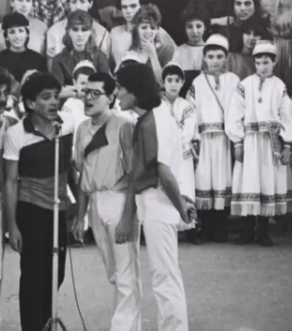 La “Remix” (TVR 3): „Restituiri – Ioan Luchian Mihalea & SONG”