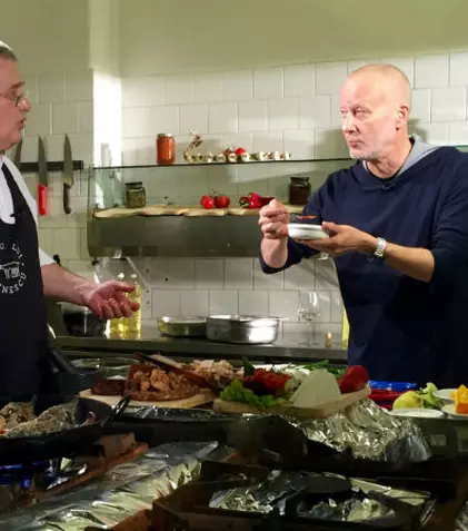 „Deliciile Mării Negre” pentru Andrei Gheorghe, la „Politică şi delicateţuri”