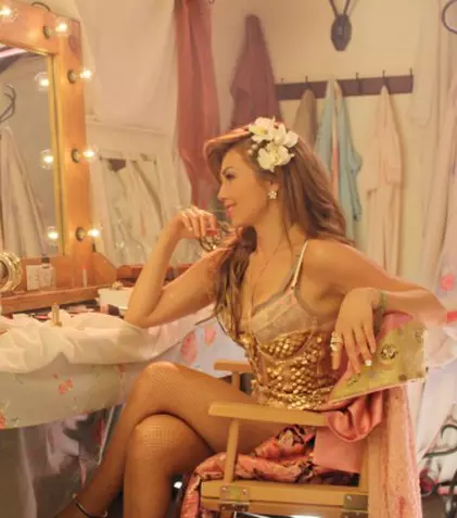 Thalia a scos un nou videoclip, „Desde esa noche”