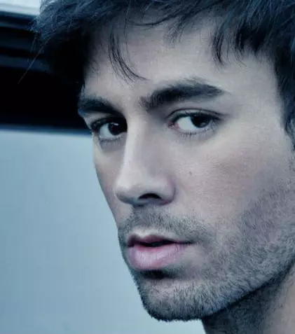 Ce pretenţii are Enrique Iglesias ca să cânte la Bucureşti