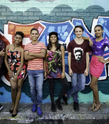 Şase tineri talentaţi sunt „Ready For This”, la Megamax