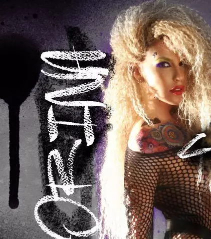 Corina: „E vremea să dau „Cărţile pe faţă”!”