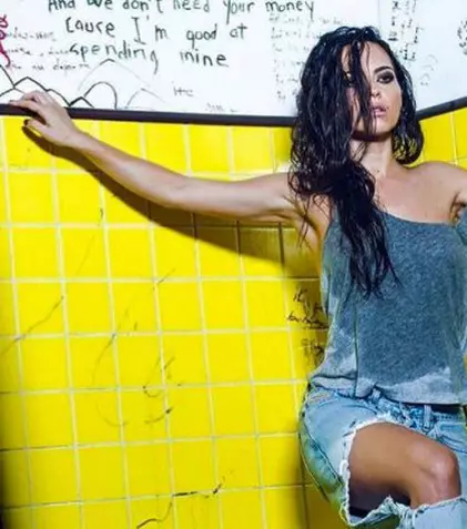 Inna a lansat videoclipul “Say It With Your Body”