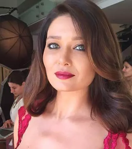 Nurgül Yeşilçay se întoarce pe micile ecrane, în rolul sultanei Kösem | FOTO