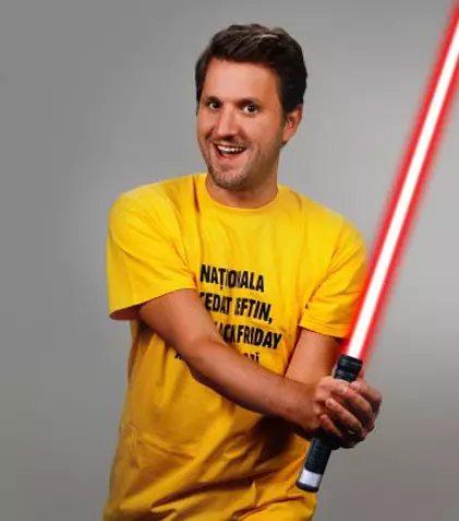 Duminică, la „Apropo TV”, Andi Moisescu vorbește cu Marius Florea Vizante și Amalia Năstase despre estetica frumosului