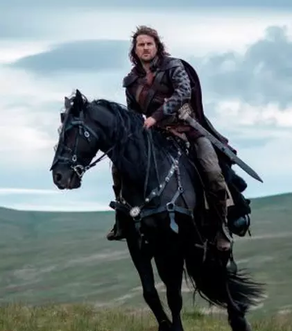 În noiembrie, canalele FilmBox aduc două seriale noi pe micile ecrane