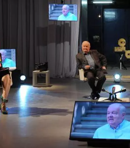 Andreea Marin, gazda ediției de astăzi a emisiunii „Generaţiile TVR”