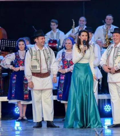 De 1 decembrie, TVR 1 și 2 au pregătit programe speciale. Vezi lista completă