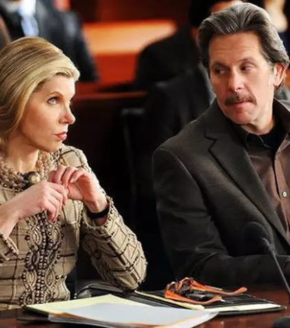 Gary Cole îşi va continua rolul în spin-off-ul „Soţia perfectă”