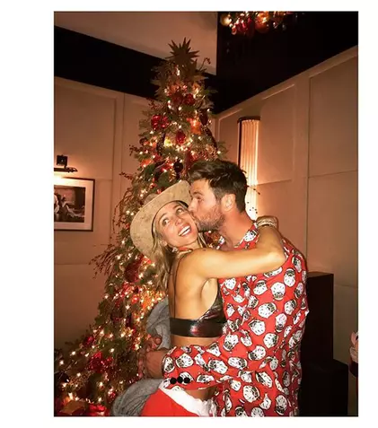 Cum au petrecut Elsa Pataky şi Chris Hemsworth de Sărbători