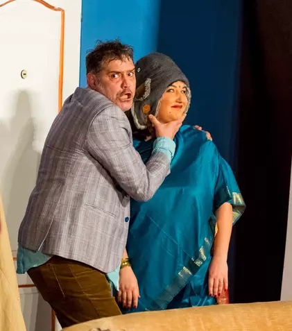 Gheorghe Ifrim și Ecaterina Ladin din ”Las Fierbinți” joacă în piesa ”Cina de adio” alături de Mihai Călin