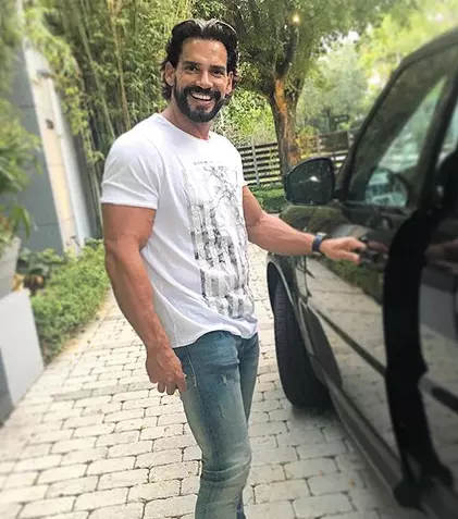 FOTO. Cristian de la Fuente, insuportabil pe platourile de filmare: „Nimeni nu vrea să fie prin preajma lui”