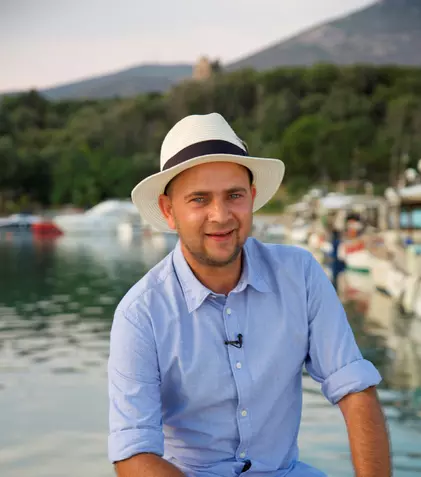 Noua emisiune de vară a Antenei 1, „Aventură cu patru stele”, va fi prezentată de Cosmin Seleși