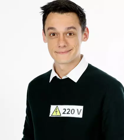 INTERVIUL ALTFEL. Vlad Logigan (Pro TV) e fan „House of Cards”: „Sezonul nou, uimitor de bun”