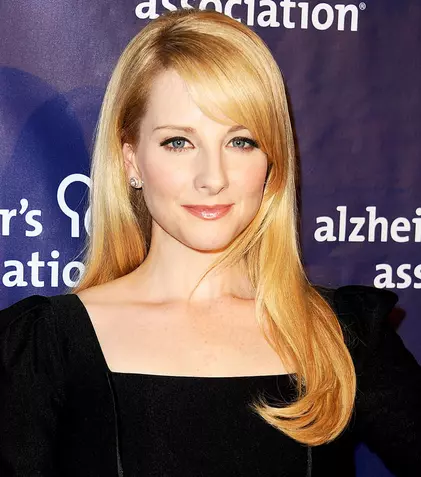 Melissa Rauch din „Teoria Big Bang” a anunțat că este însărcinată. Dar le-a dat fanilor și o veste proastă