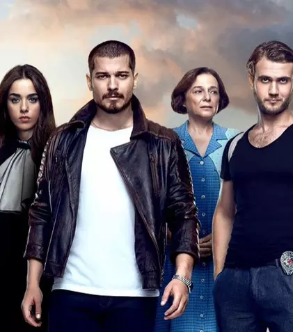 Happy Channel schimbă grila din 30 octombrie: se termină „Iubire și răzbunare”, încep „Intrusul” și „Dragoste eternă”