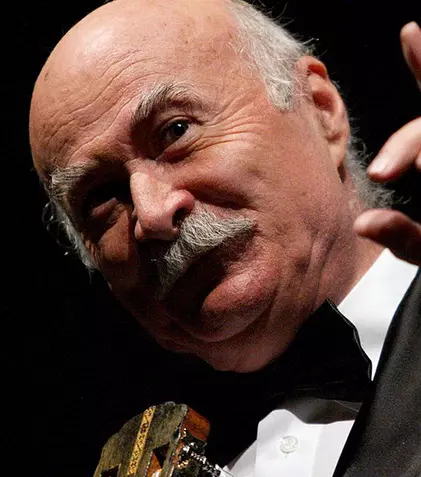 TVR 1 transmite concertul „Toamna Simfonic”, susţinut de Tudor Gheorghe