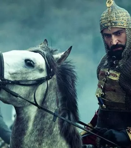 FOTO. Ce se mai ştie despre noul serial al lui Kenan Imirzalıoğlu, “Mehmed Bir Cihan Fatihi”