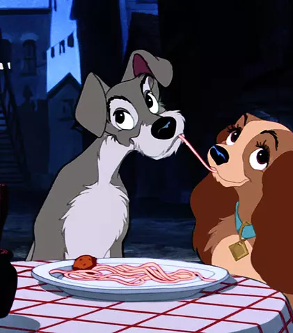 Disney nu iartă nimic! A fost găsit regizorul pentru versiunea live a animației „Doamna și Vagabondul”