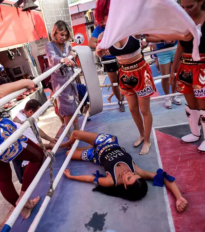 ,,Asia Express” trimite vedetele în ringul de box: o luptă corp la corp pentru a rămâne în competiție