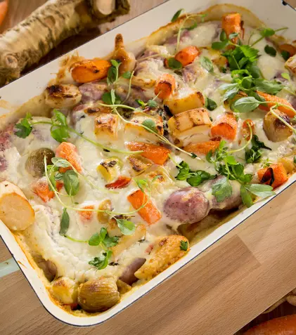 TV Paprika face Paștele cu Mary Berry și Tomek Jakubiak