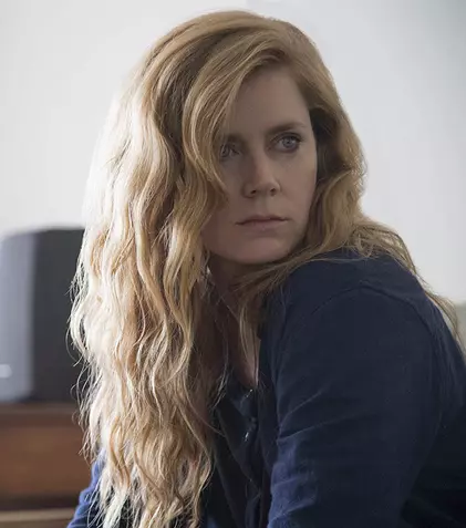 TRAILER: Au apărut primele imagini din noul serial HBO „Sharp Objects”, cu Amy Adams