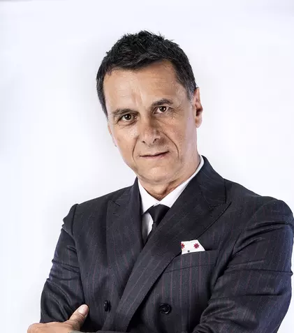 Actorul Bogdan Stanoevici vorbește despre rolul său din serialul „Fructul oprit” (Antena 1)