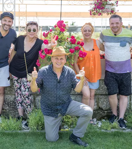 Adriana Trandafir, Carmen Tănase, Nicolai Tand și Cătălin Oprișan fac echipă cu Nea Mărin