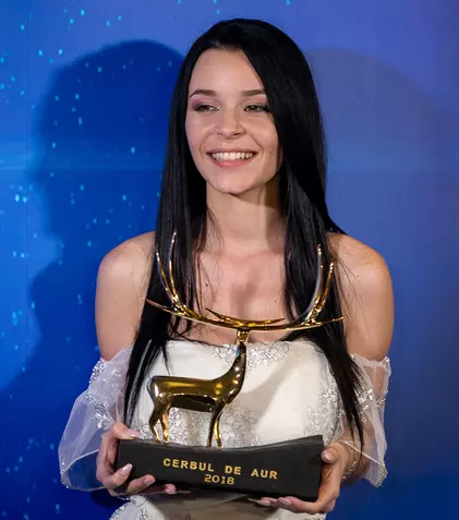 Inis Neziri este câştigătoarea trofeului Cerbul de Aur 2018