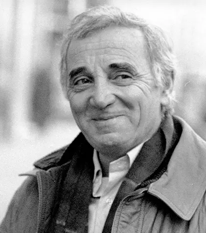 Cântărețul Charles Aznavour a murit la vârsta de 94 de ani